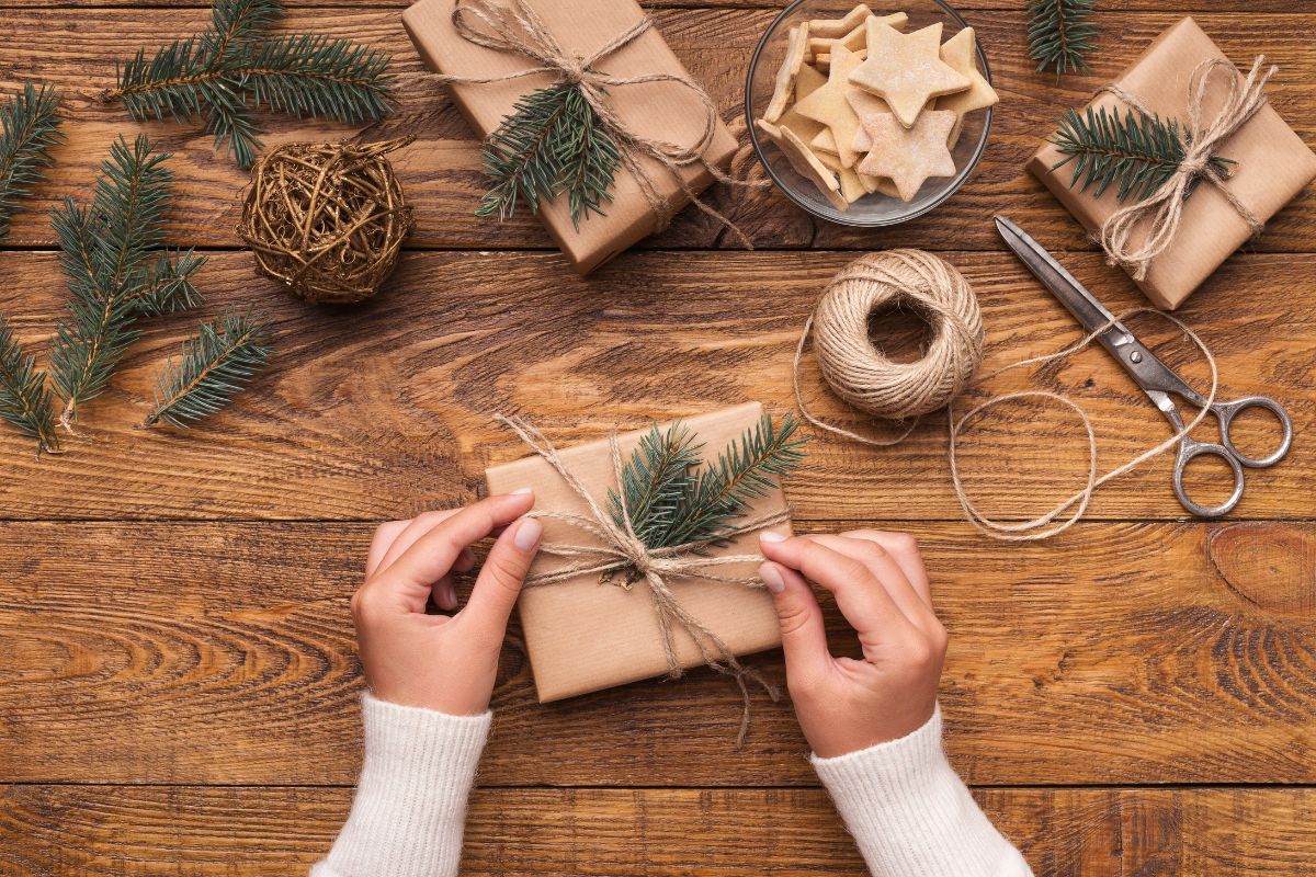 holiday wine decorations